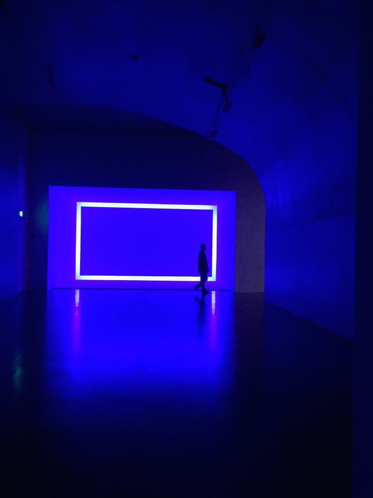 詹姆斯·特瑞尔《浅空间》，在龙美术馆展览现场，2017年。摄影：令狐小