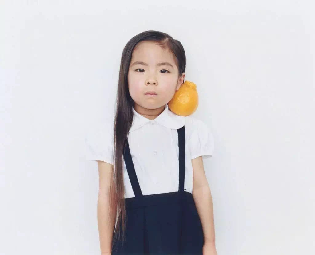 横浪修（Osamu Yokonami）, 《相扑柑橘第002号》（Sumo mandarin No. 002），来自“1000个孩子