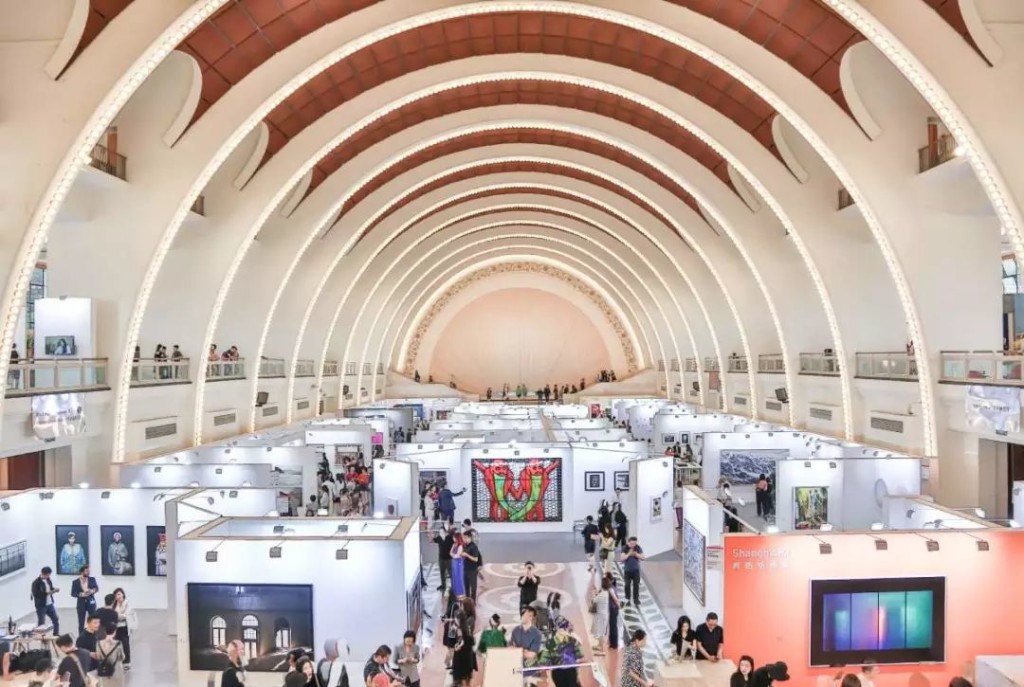 第六届影像上海艺术博览会现场。图片：鸣谢Photofairs | Shanghai