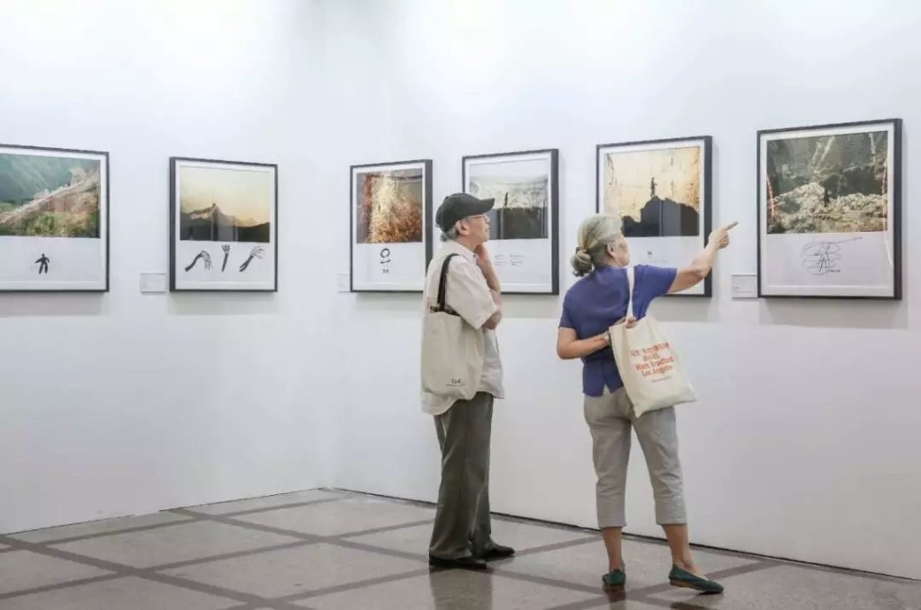 第六届影像上海艺术博览会现场，“焦点